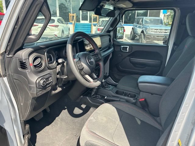 Used 2024 Jeep Wrangler Unlimited Rubicon AWD/4WD image 77