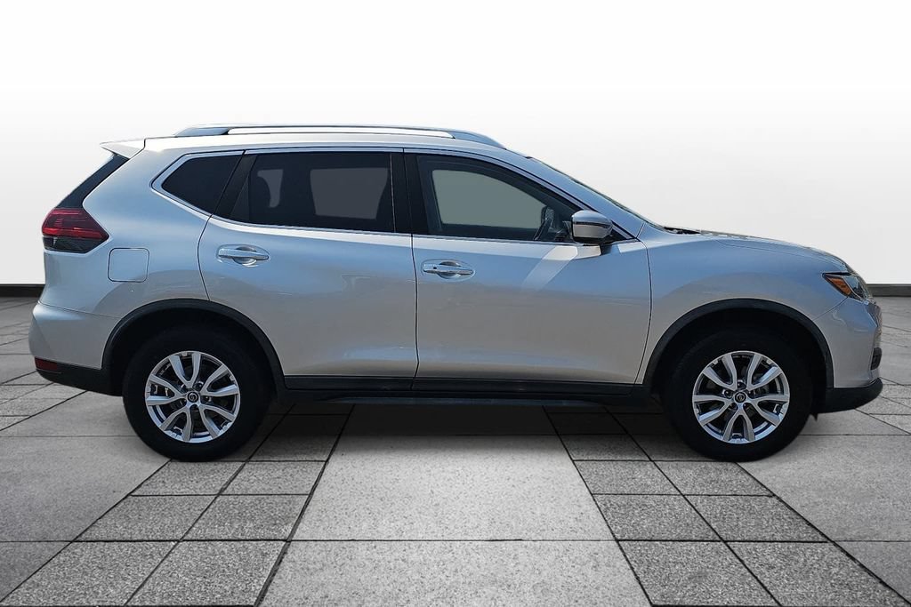 Used 2020 Nissan Rogue SV AWD/4WD image 4