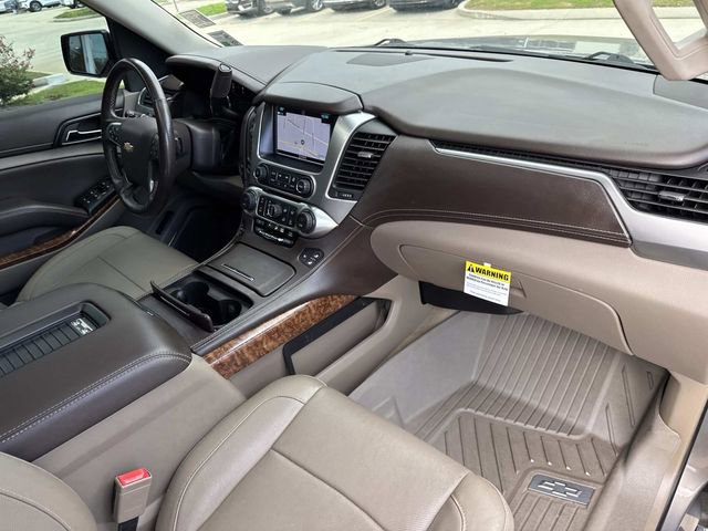 Used 2018 Chevrolet Suburban Premier image 13