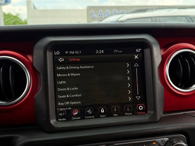 Used 2022 Jeep Gladiator Rubicon w/ LED Lighting Group AWD/4WD image 25