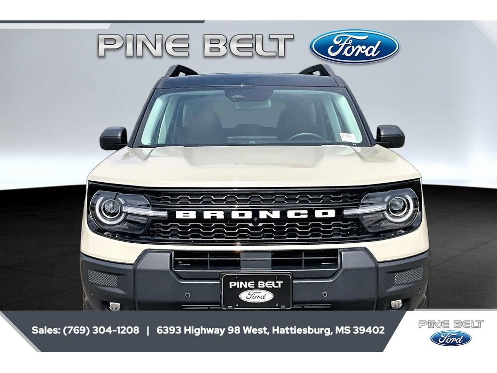 Certified 2025 Ford Bronco Sport Outer Banks w/ Outer Banks Tech Package+ AWD/4WD image 3