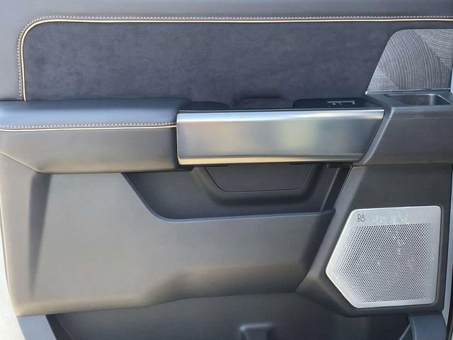 Certified 2024 Ford F250 Platinum w/ FX4 Off-Road Package AWD/4WD image 10