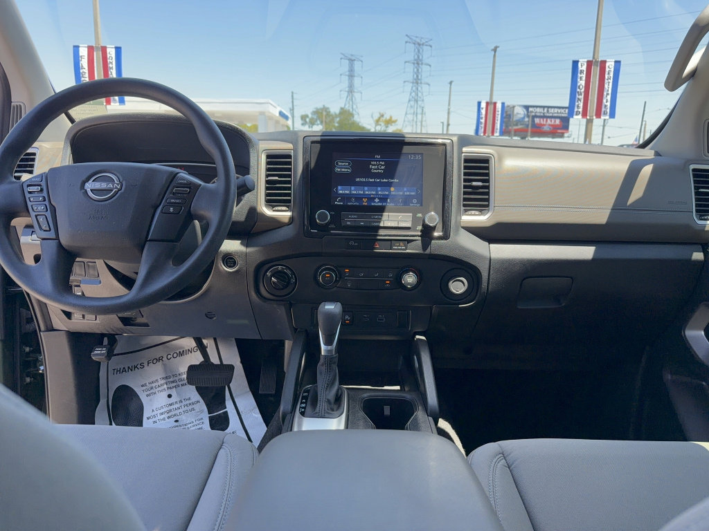 Used 2023 Nissan Frontier SV w/ Technology Package AWD/4WD image 27