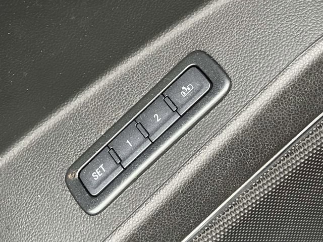 Used 2018 GMC Yukon SLT w/ Premium Edition AWD/4WD image 20