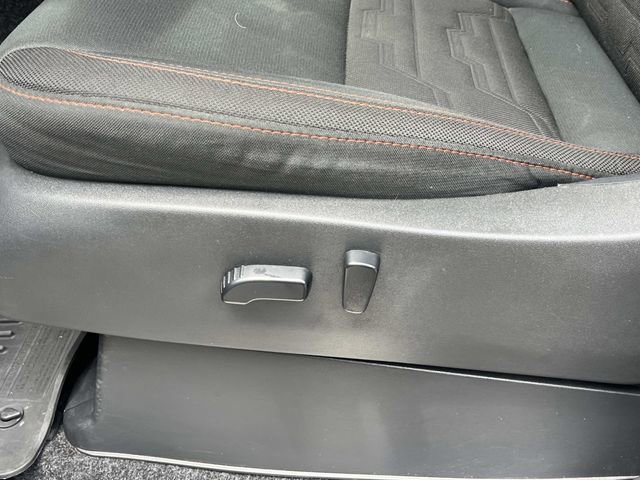 Used 2023 Nissan Frontier PRO-4X w/ Pro Convenience Package AWD/4WD image 32