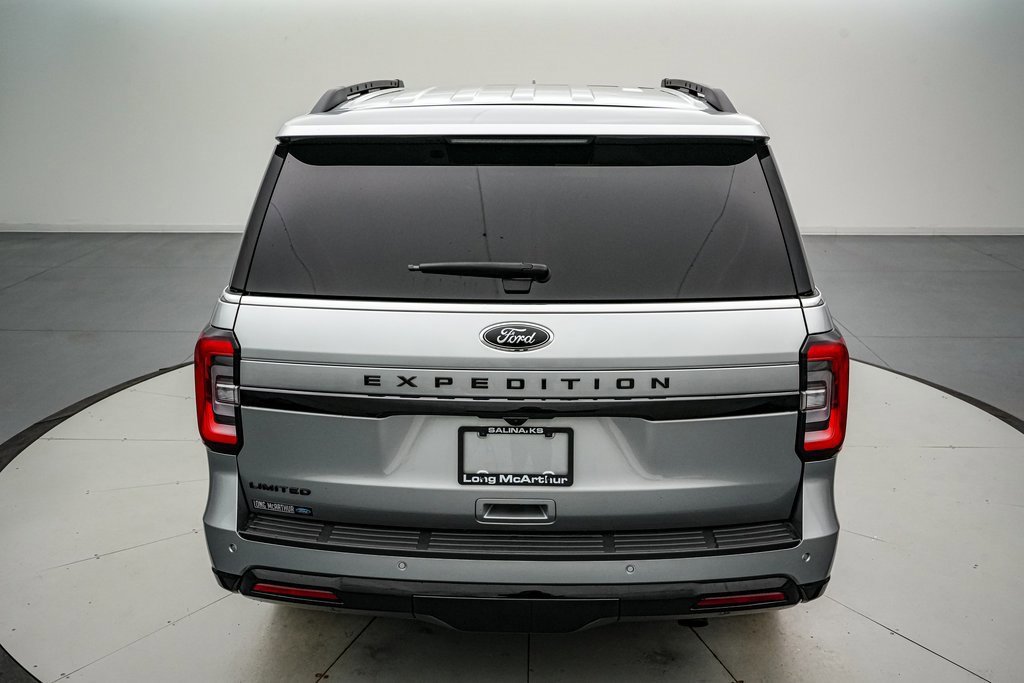 Certified 2024 Ford Expedition Limited image 4