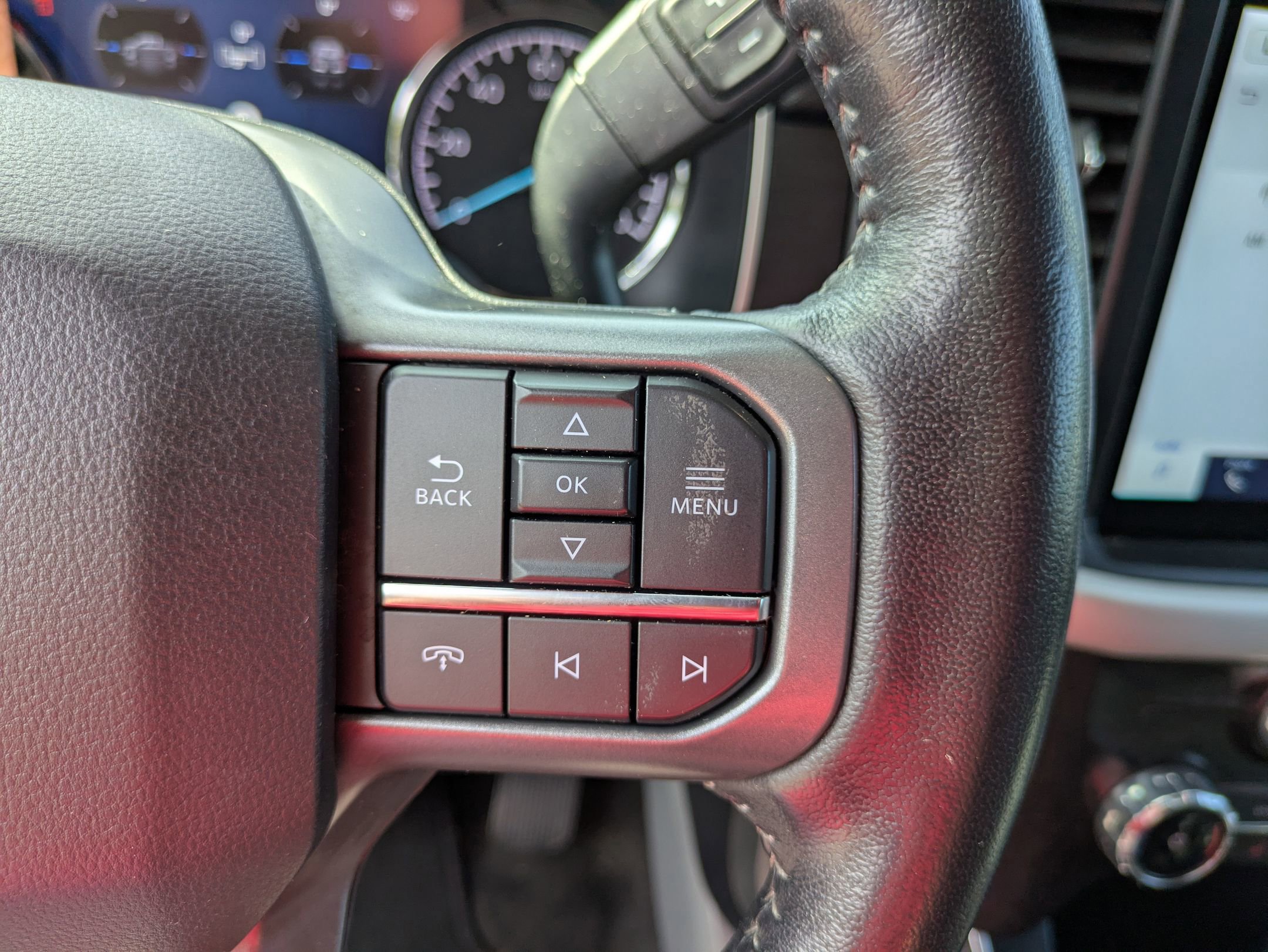 Certified 2022 Ford F150 XLT w/ Equipment Group 302A High image 22