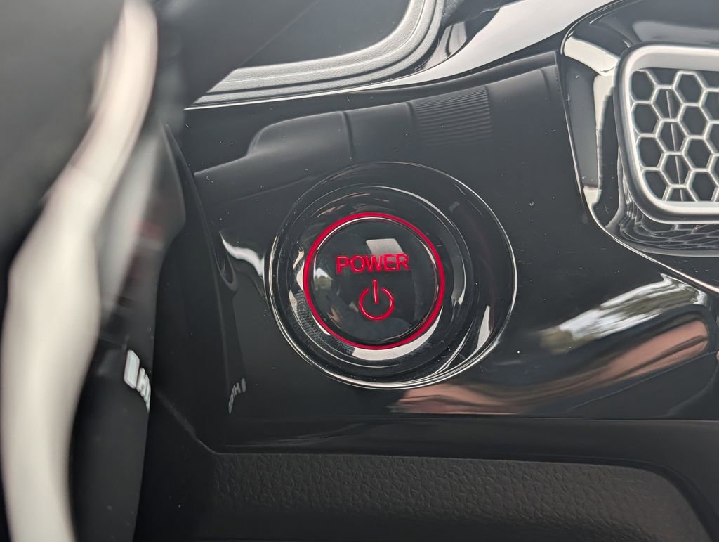 Used 2025 Honda Civic Sport image 25