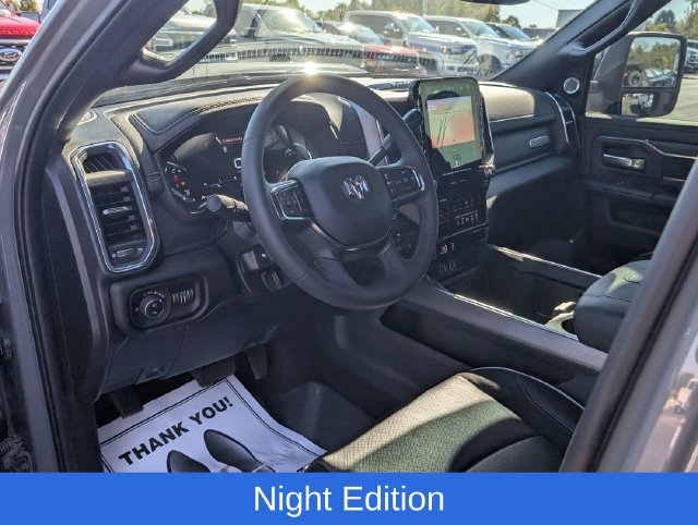 Used 2026 RAM 3500 Laramie AWD/4WD image 17