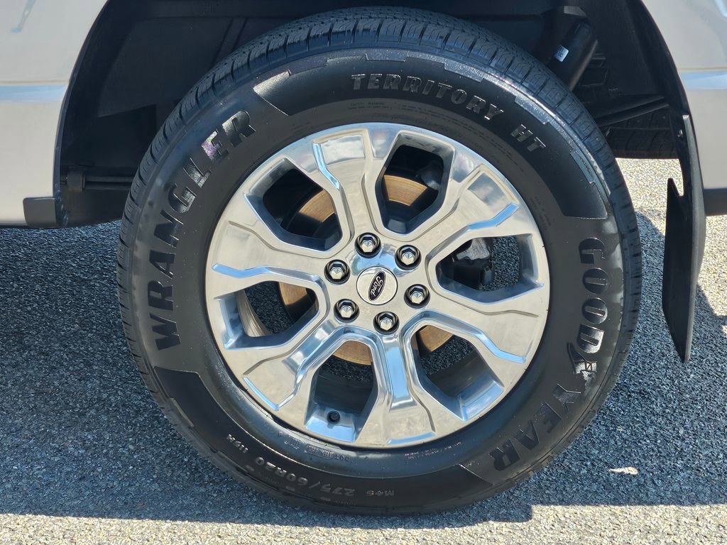 Certified 2022 Ford F150 Platinum w/ Equipment Group 701A High image 13