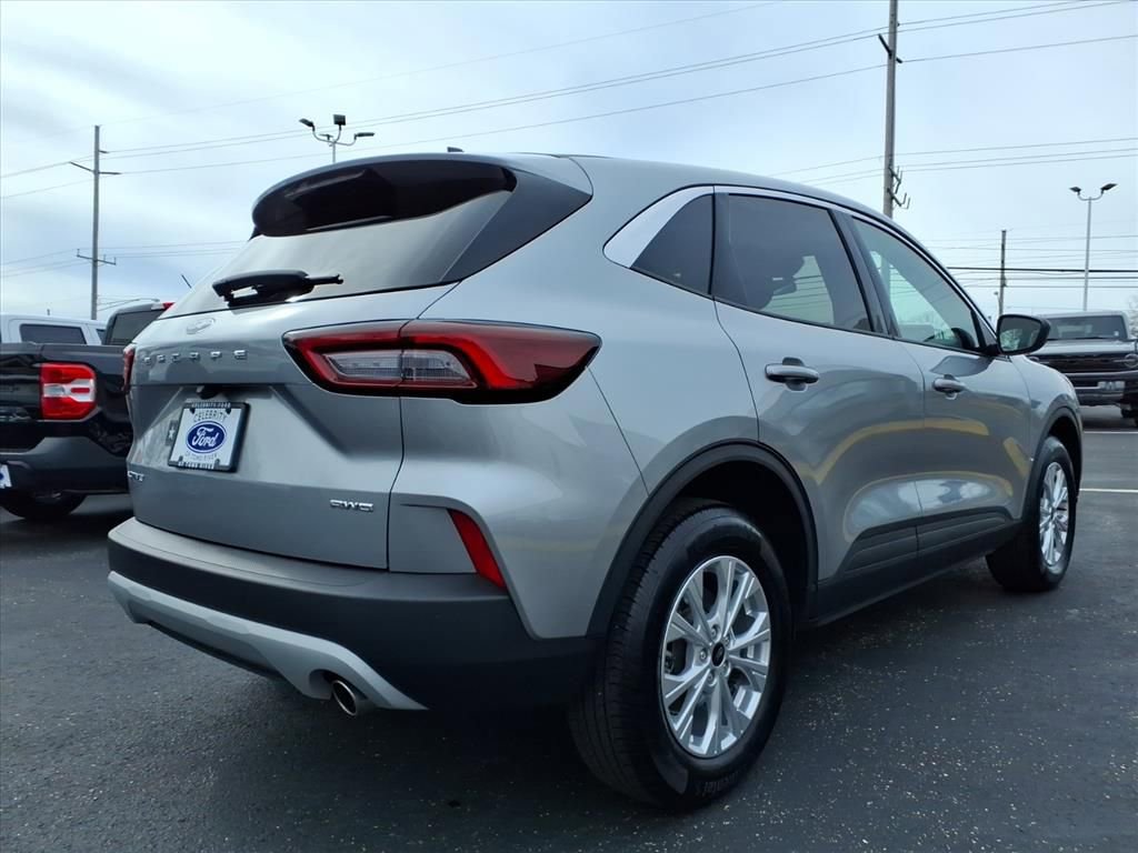 Certified 2023 Ford Escape Active image 2