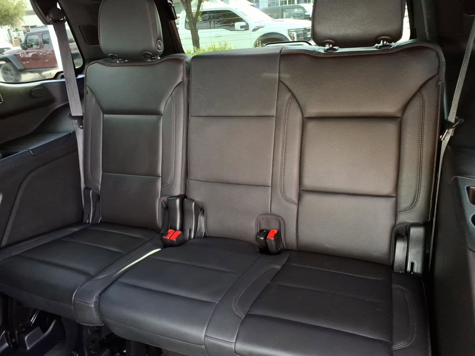 Used 2024 Chevrolet Tahoe High Country w/ Advanced Technology Package image 18