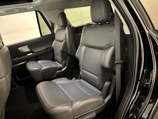 Certified 2025 Ford Expedition Active RWD image 35