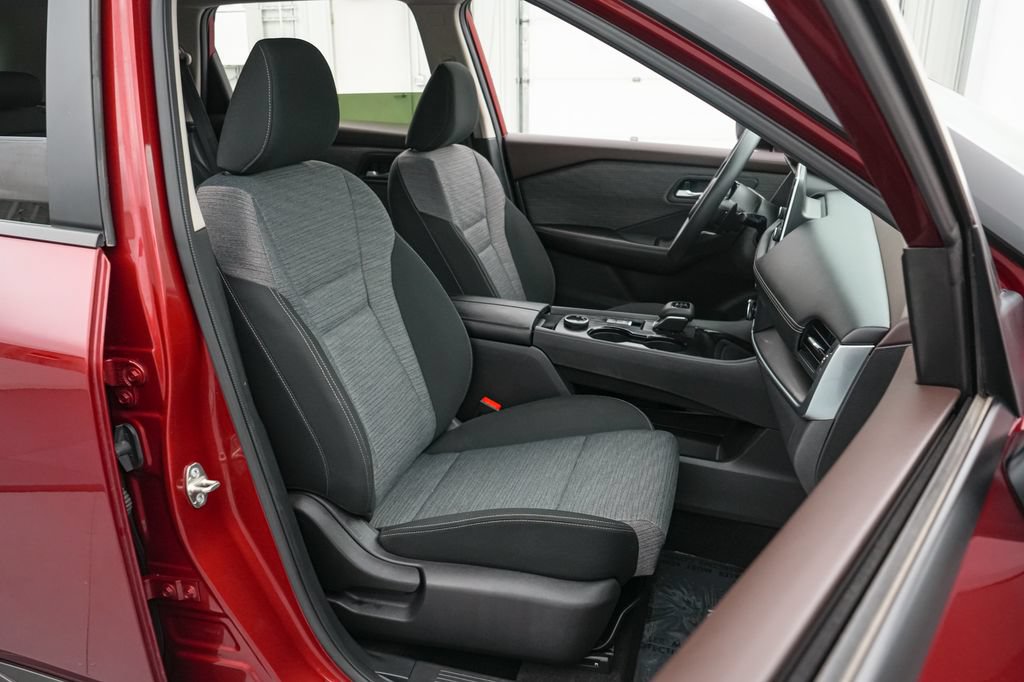 Used 2023 Nissan Rogue SV AWD/4WD image 20