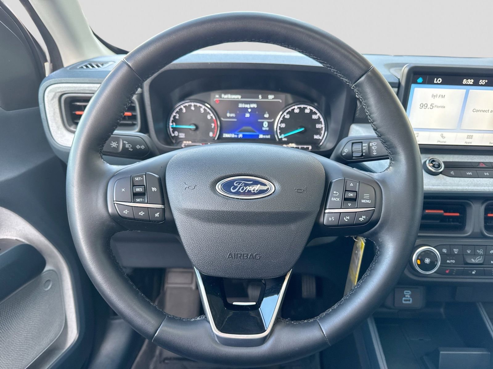 Certified 2024 Ford Maverick XLT w/ XLT Luxury Package AWD/4WD image 28
