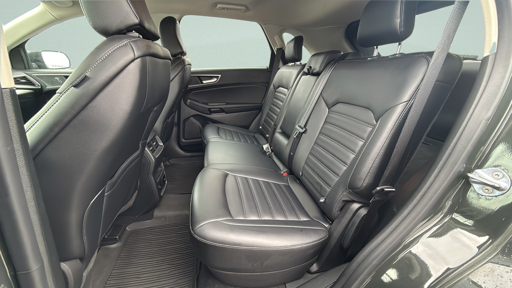 Certified 2024 Ford Edge SEL w/ Convenience Package AWD/4WD image 8