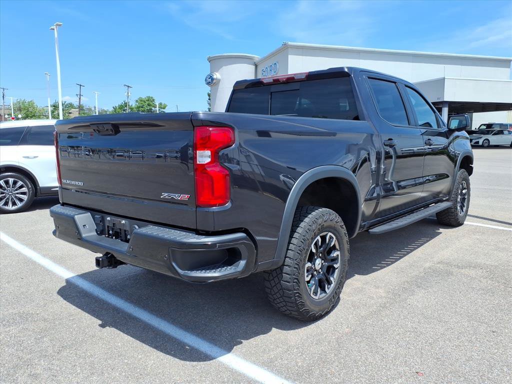 Used 2023 Chevrolet Silverado 1500 ZR2 w/ Technology Package AWD/4WD image 4