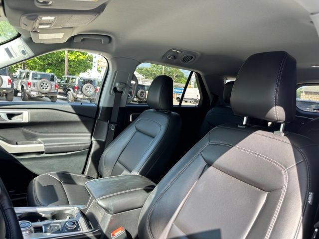 Certified 2023 Ford Explorer XLT w/ Equipment Group 202A AWD/4WD image 40