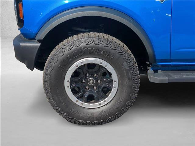 Certified 2023 Ford Bronco Outer Banks w/ Sasquatch Package AWD/4WD image 9