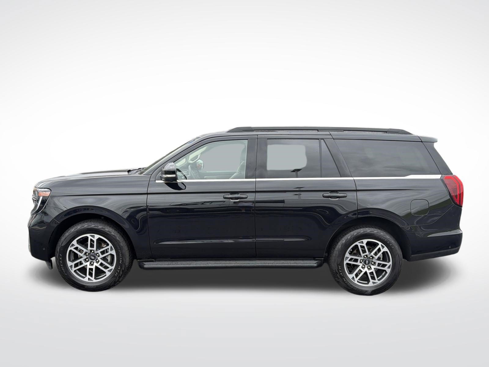 Certified 2025 Ford Expedition Active AWD/4WD image 21