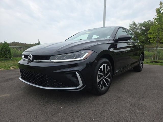 Used 2025 Volkswagen Jetta S FWD image 2