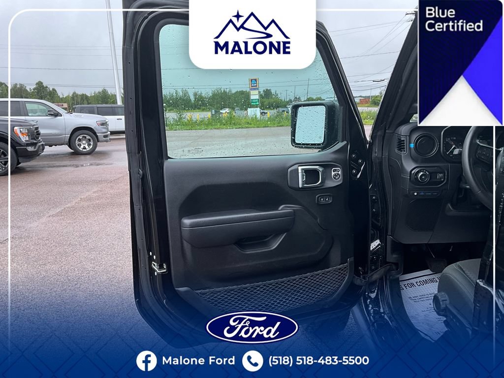 Used 2024 Jeep Wrangler Unlimited Rubicon 4xe AWD/4WD image 28