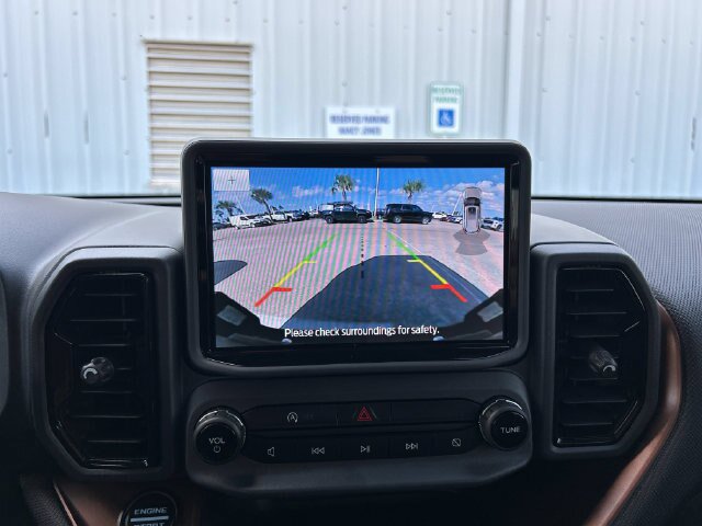 Certified 2022 Ford Bronco Sport Outer Banks w/ Tech Package AWD/4WD image 15