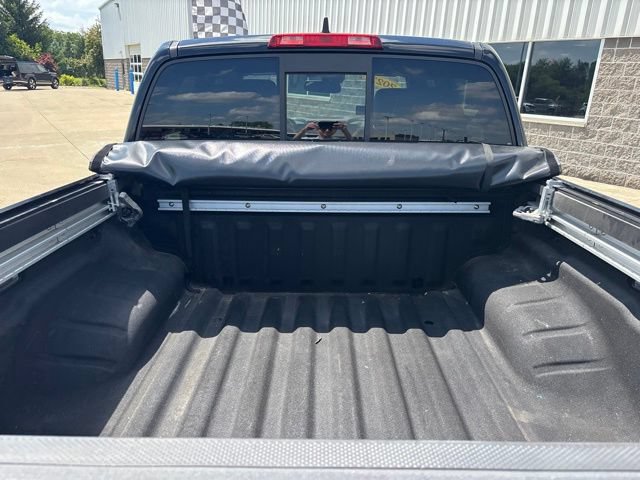 Used 2022 Nissan Frontier PRO-4X w/ Pro-4X Premium Package AWD/4WD image 14