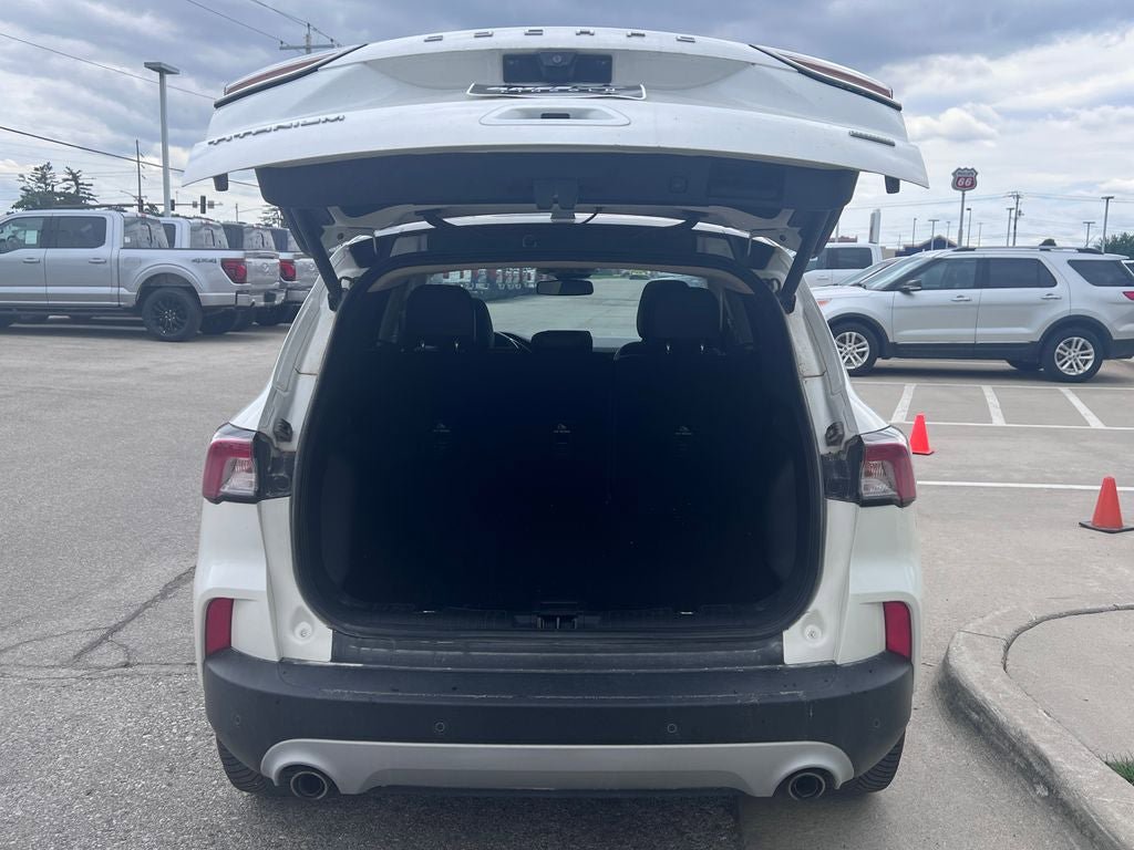 Certified 2020 Ford Escape Titanium FWD image 15