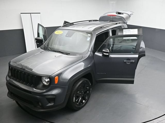 Used 2022 Jeep Renegade Altitude AWD/4WD image 36