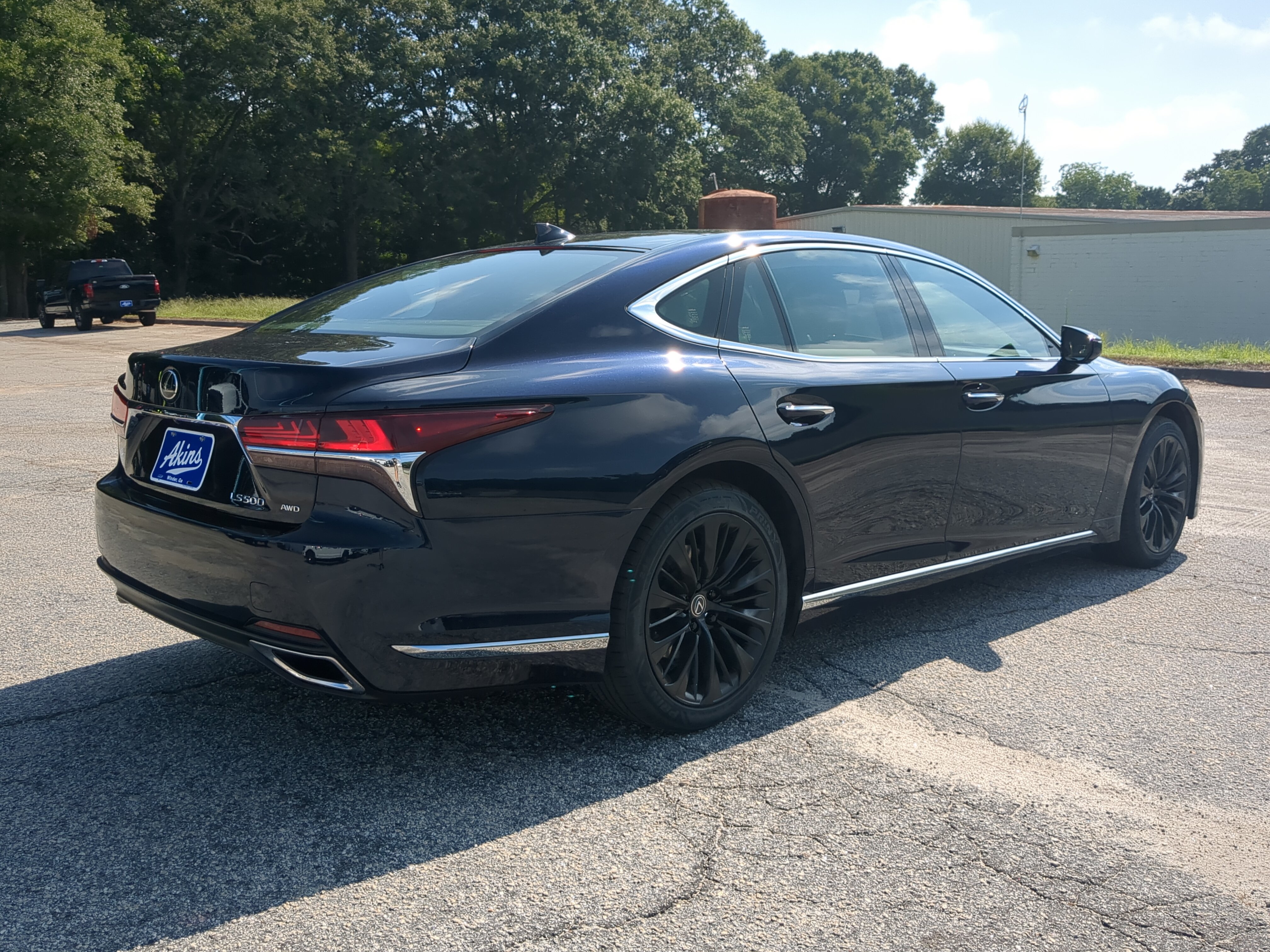 Used 2018 Lexus LS 500 AWD w/ Luxury Package image 3
