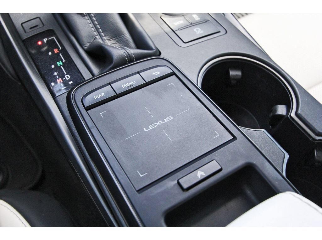 Used 2022 Lexus IS 350 F Sport RWD image 29