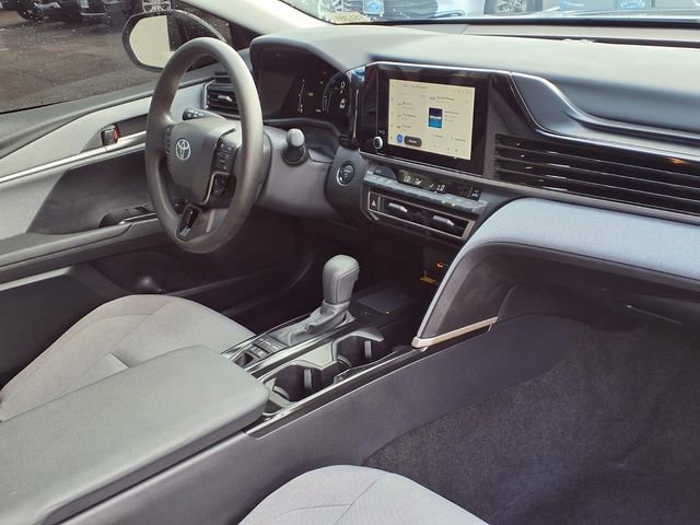 Used 2025 Toyota Camry LE w/ Convenience Package FWD image 28