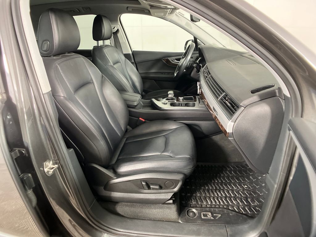 Used 2018 Audi Q7 2.0T Premium Plus w/ Premium Plus Package image 11