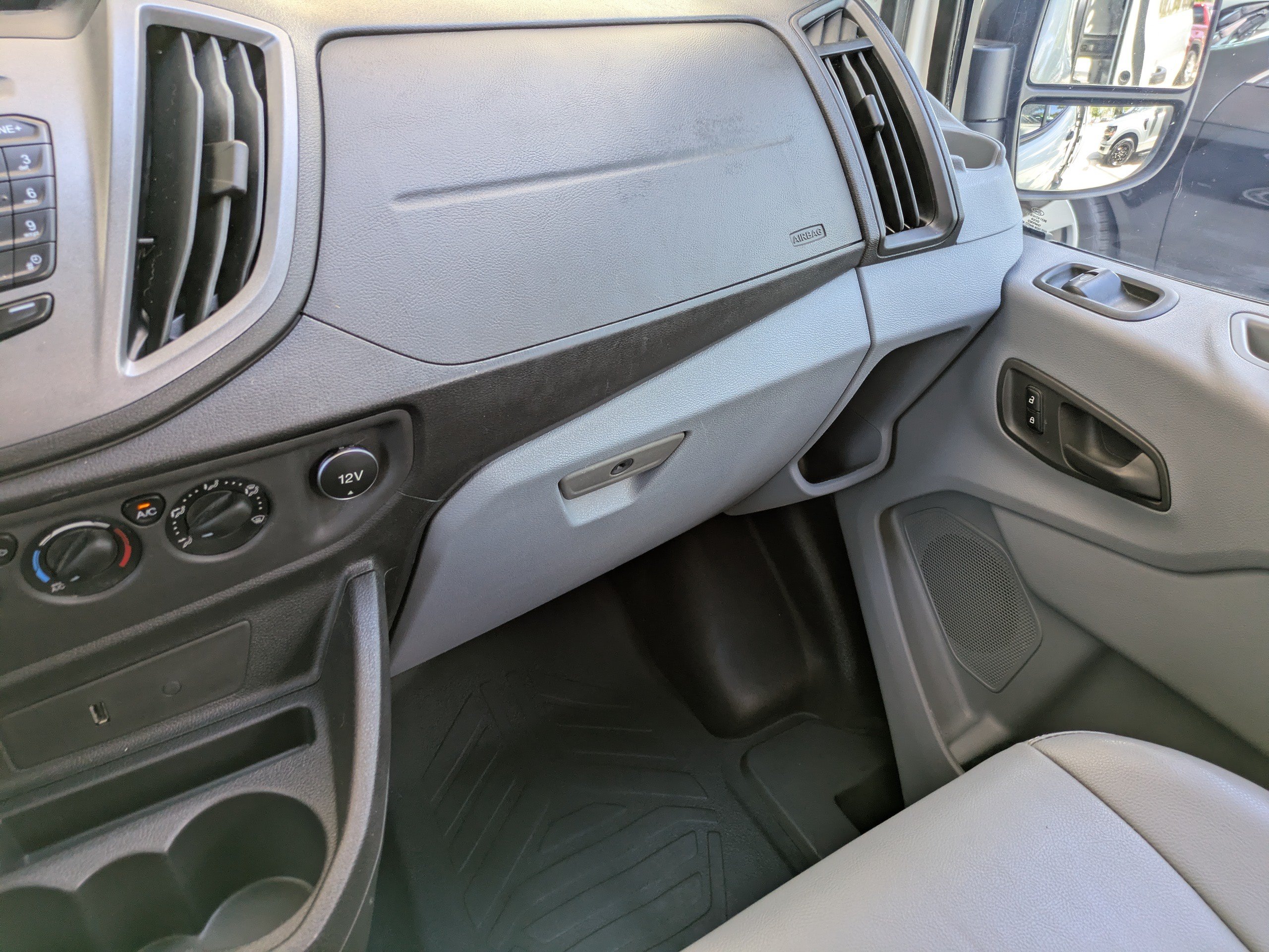 Certified 2019 Ford Transit 150 XL RWD image 16