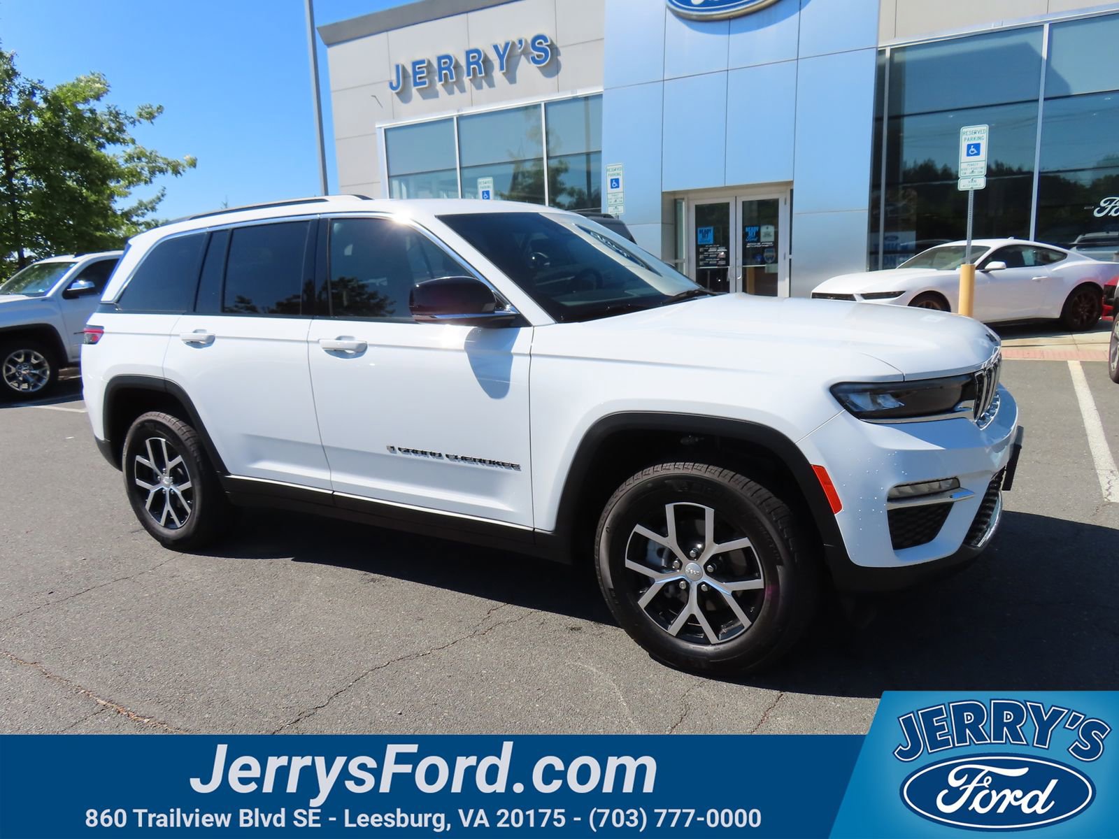 Used 2025 Jeep Grand Cherokee Limited w/ Trailer Tow Package