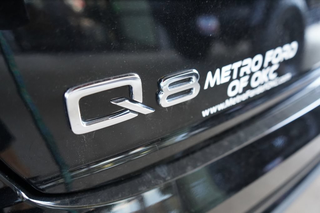 Used 2022 Audi Q8 Prestige w/ Prestige Package AWD/4WD image 7