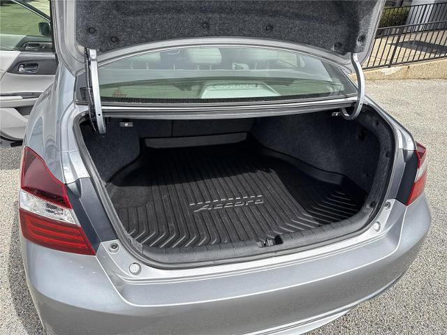 Used 2017 Honda Accord EX-L image 28