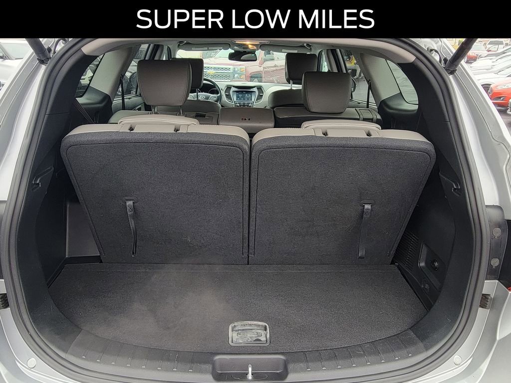 Used 2017 Hyundai Santa Fe SE w/ SE Premium Package 02 image 6