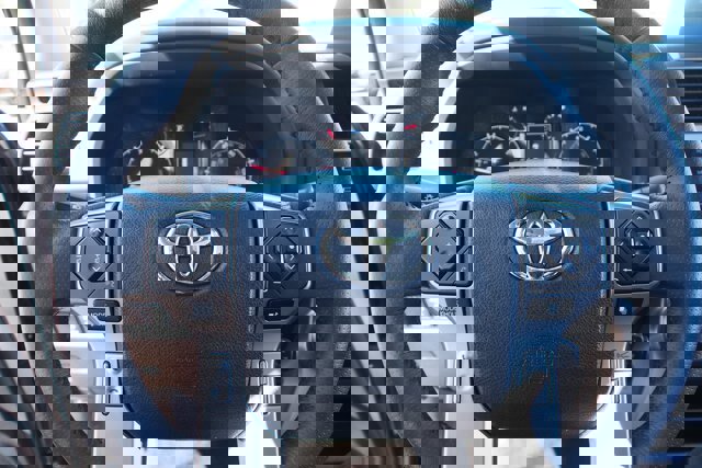 Used 2021 Toyota 4Runner SR5 Premium w/ Moonroof Package image 21