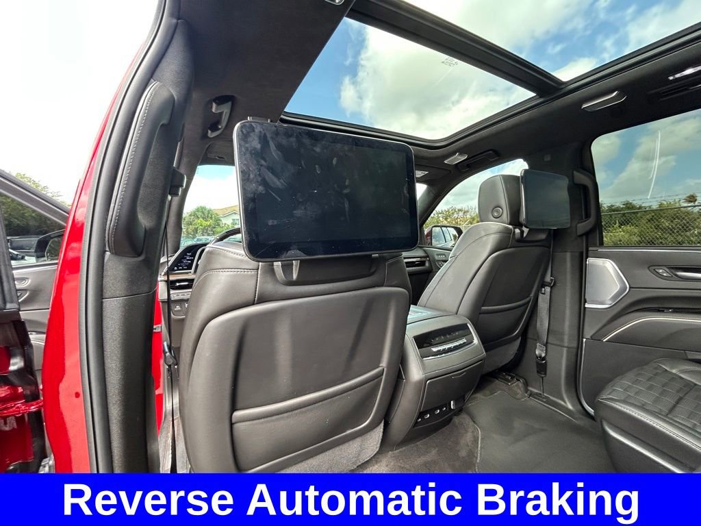 Used 2024 Cadillac Escalade ESV Premium Luxury Platinum image 37