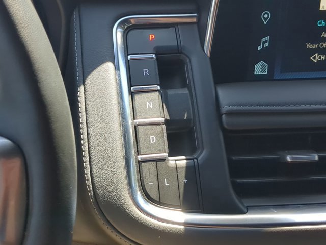 Used 2023 Chevrolet Tahoe Z71 w/ Luxury Package image 27