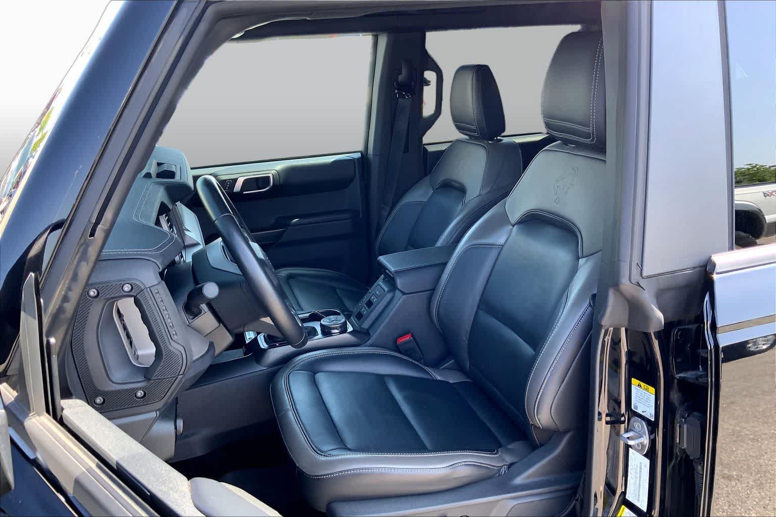 Certified 2025 Ford Bronco Outer Banks AWD/4WD image 9