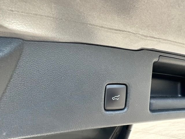 Certified 2024 Ford Escape ST-Line AWD/4WD image 15