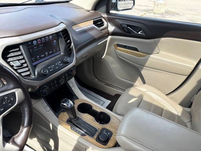 Used 2017 GMC Acadia Denali w/ Technology Package AWD/4WD image 28