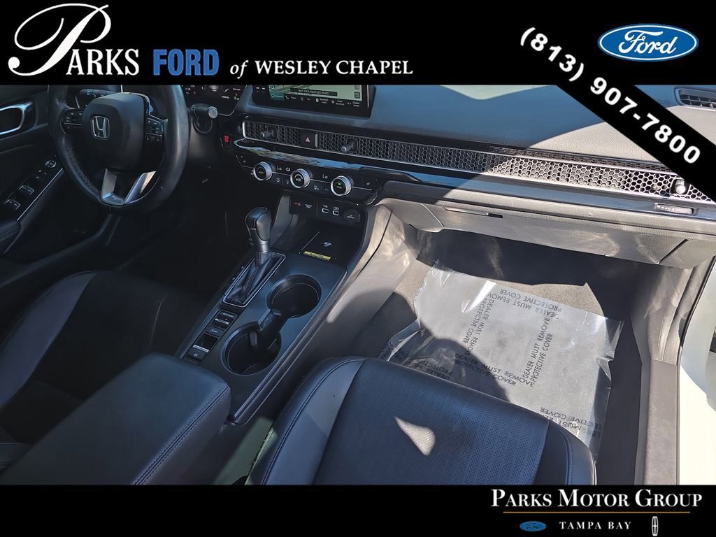 Used 2022 Honda Civic Touring image 9