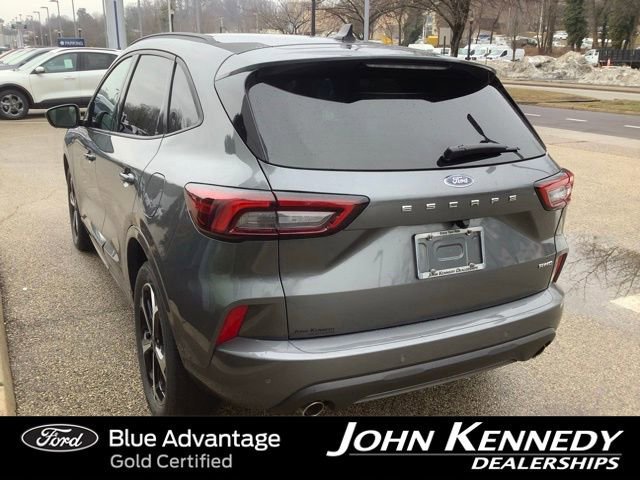 Certified 2023 Ford Escape ST-Line Select w/ Tech Pack #2 image 2