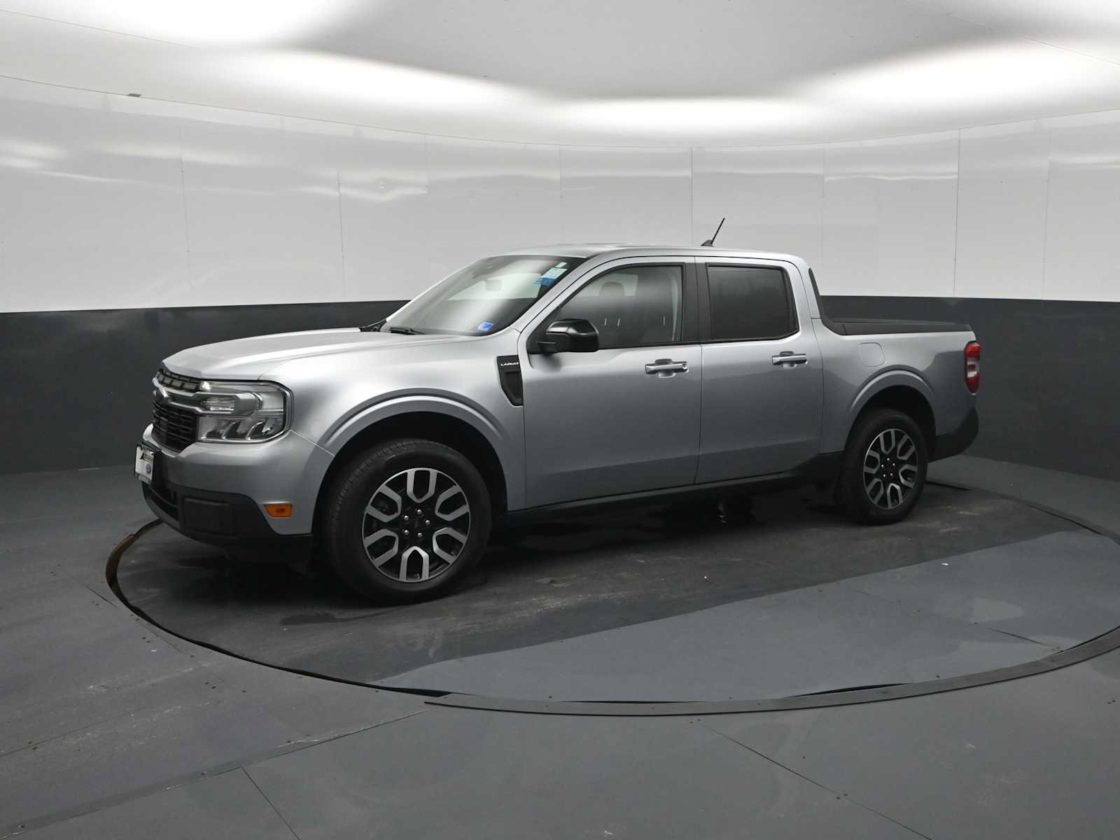 Certified 2024 Ford Maverick Lariat AWD/4WD image 4