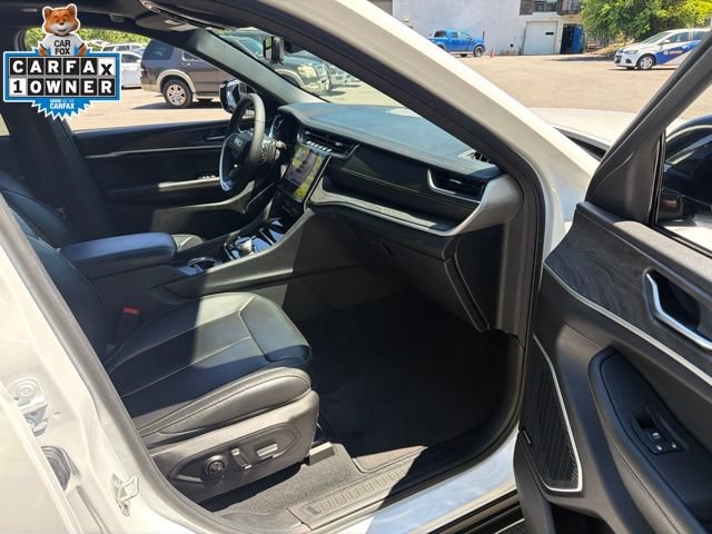 Used 2024 Jeep Grand Cherokee Limited 4xe AWD/4WD image 11
