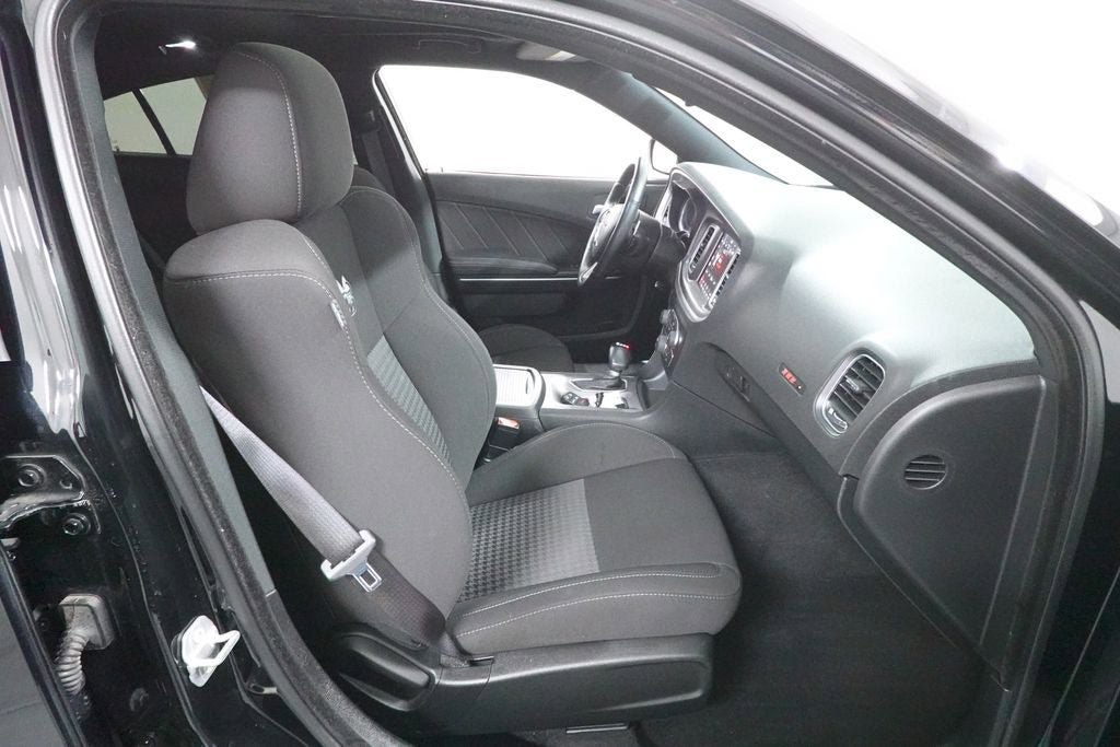 Used 2022 Dodge Charger Scat Pack RWD image 32